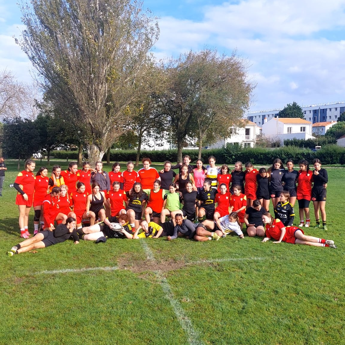 equipe_feminine_rugby_terrain