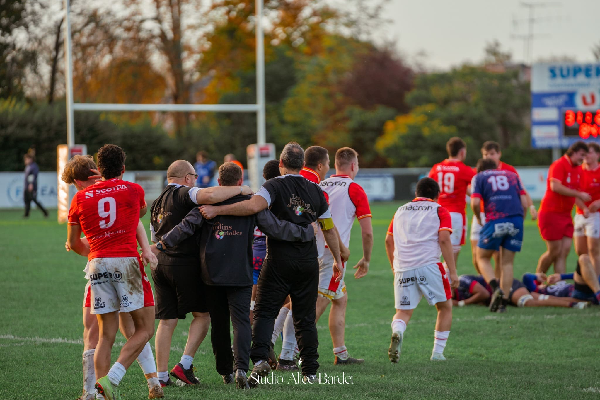 joueurs_rugby_blessure_terrain